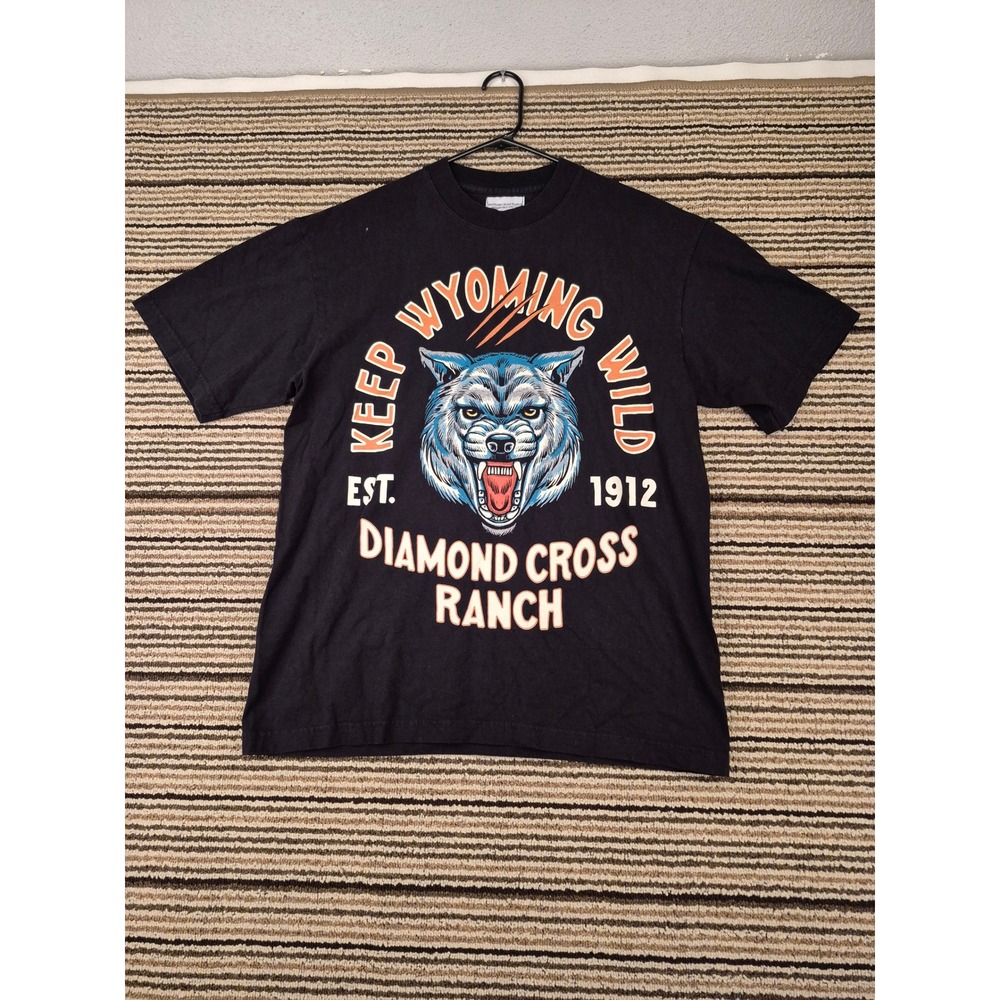 Diamond Cross Ranch Keep Wyoming Wild Wolf Graphic Tee Mens Black Shirt Medium - Picture 2 of 15
